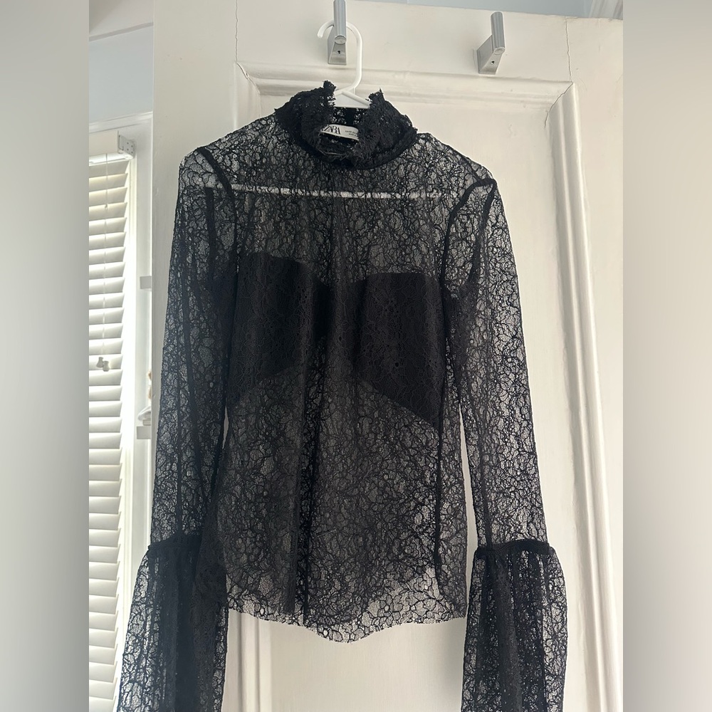 Zara lace sheer top - XS - perfect condition